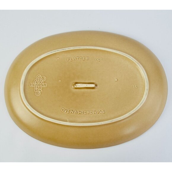 Vintage Pfaltzgraff FOLK ART 14” Oval Platter (USA Castle Mark) - Picture 7 of 7